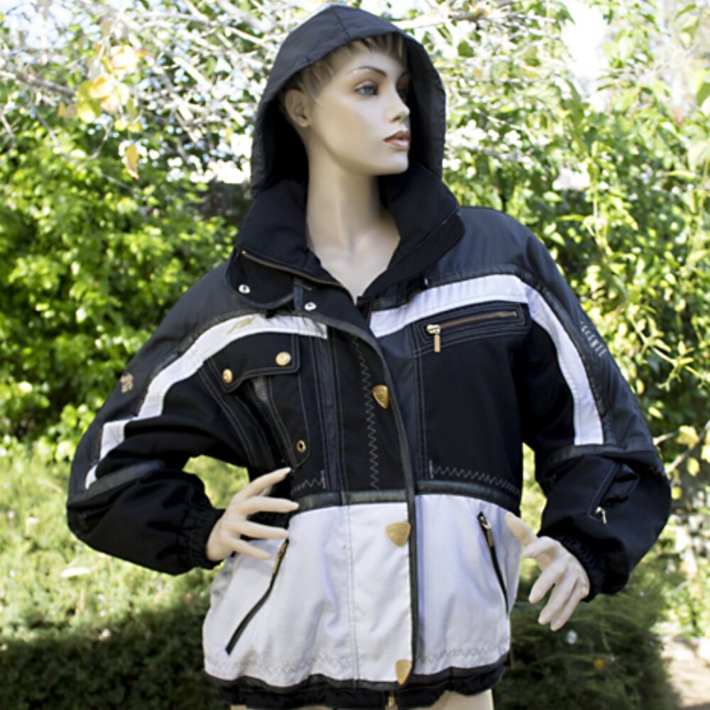 Womans Descente Ski Jacket Lots Of Zippers Excell… - image 4